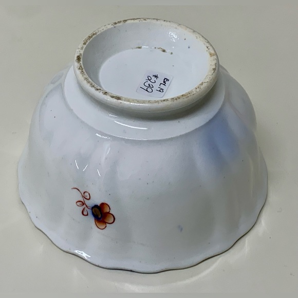 19th Century Vintage Gaudy Welsh Scalloped Buckle Pattern Footed Lusterware Bowl - Picture 12 of 16